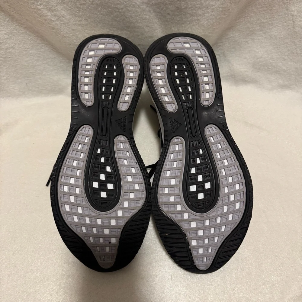 NEW ADIDAS Supernova Running Shoes Black 7.5
